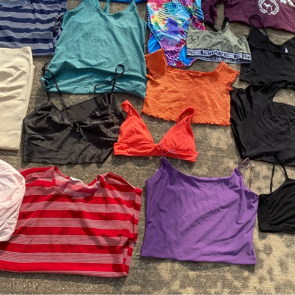 Colorful Clothing Lot women’s clothes multi sizes clothing bundle short sleeve - Picture 9 of 15